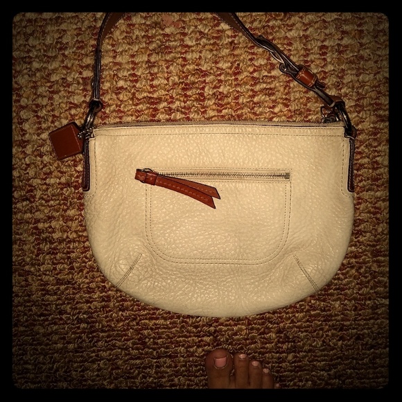 Coach purse - Picture 2 of 5